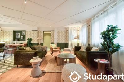 Chambre - 17 m² - 1 pièce