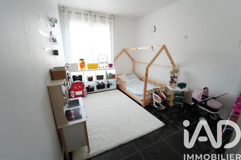 Appartement - 90 m² - 4 pièces