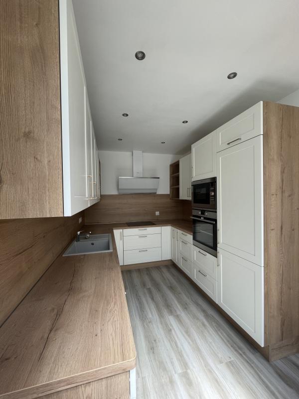 Appartement - 180 m² - 5 pièces