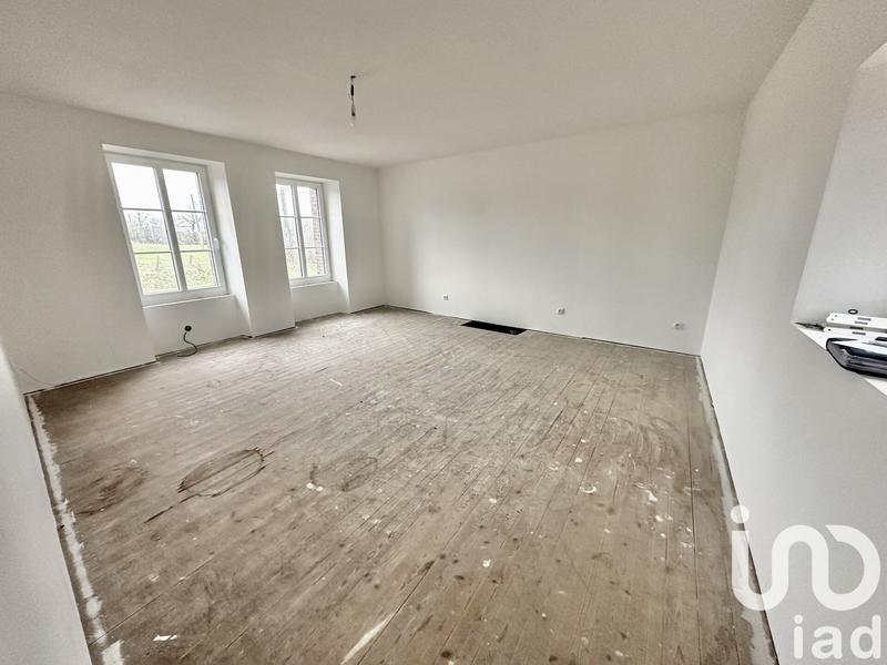 Maison - 300 m² - 8 pièces