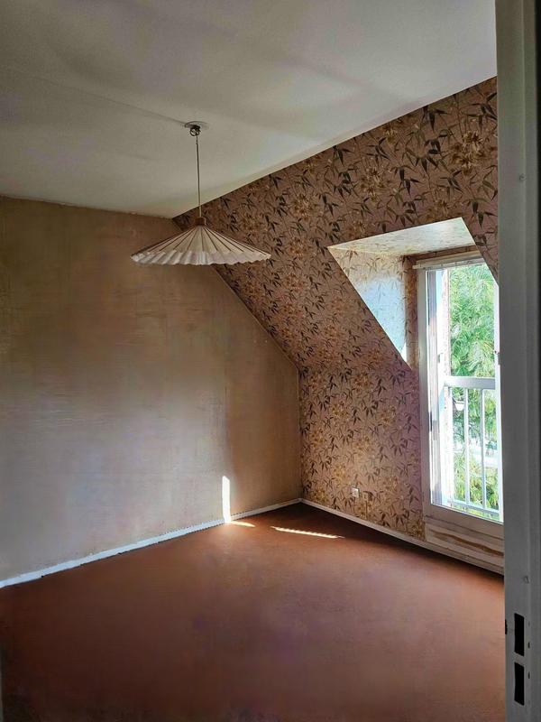 Maison - 94 m² - 5 pièces