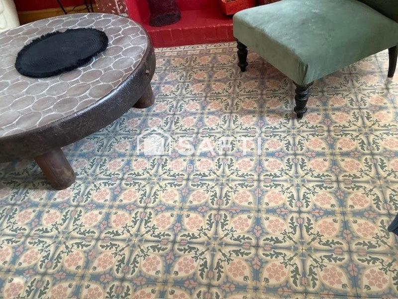 Maison de maîtres - 212 m² - 12 pièces