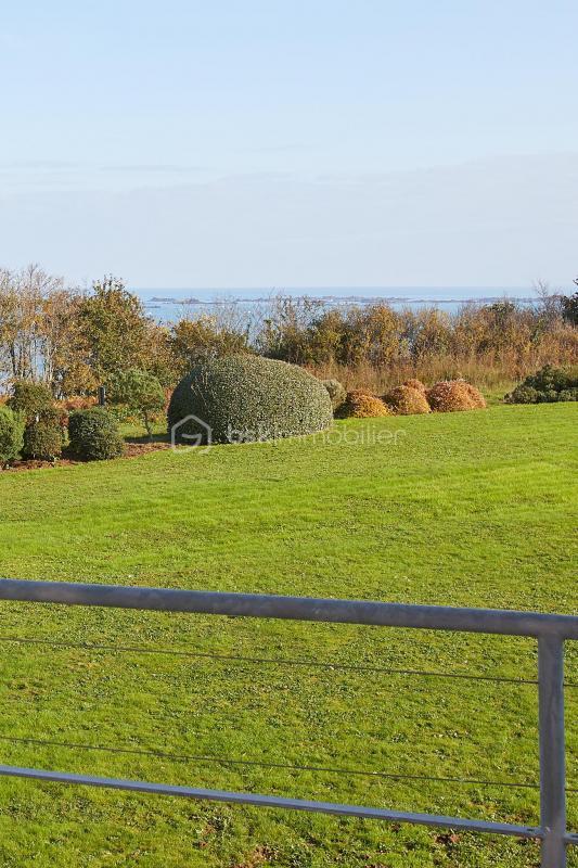 Maison d'architecte - 248 m² - 7 pièces