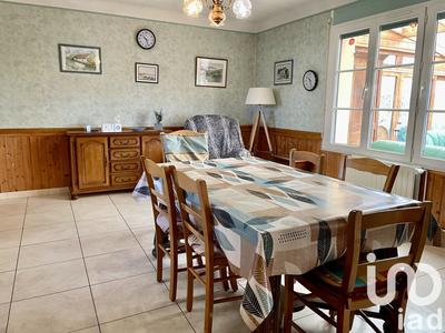 Maison - 180 m² - 8 pièces