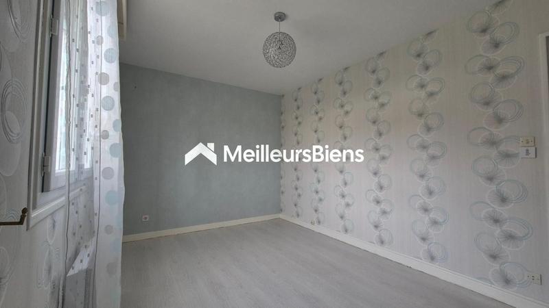 Maison - 113 m² - 6 pièces