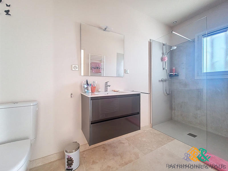 Maison - 187 m² - 5 pièces