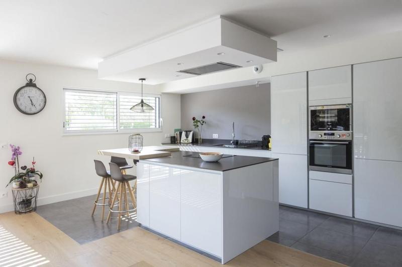 Maison - 98 m² - 5 pièces