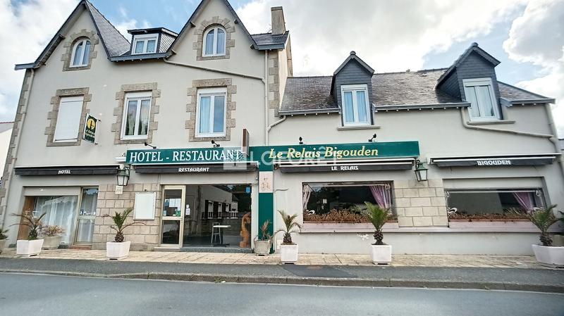 Local commercial - 738 m²