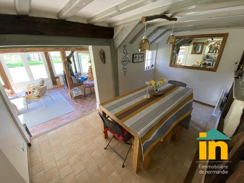 Demeure - 216 m² - 9 pièces