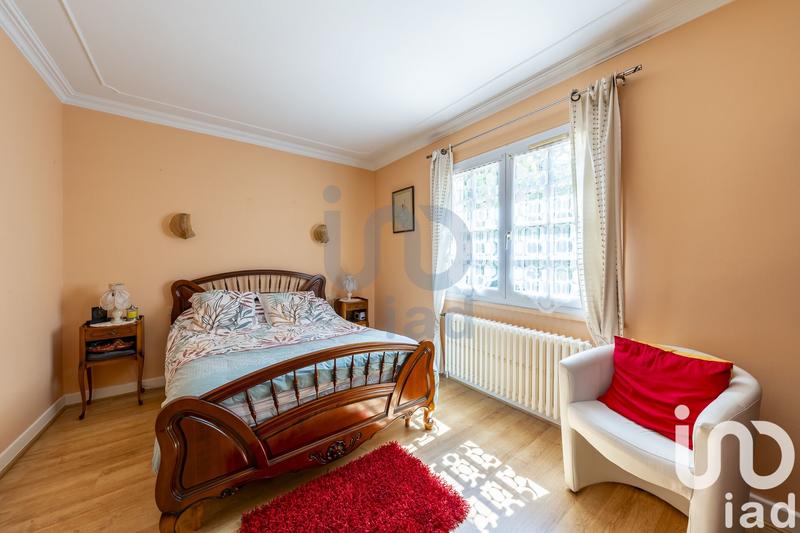 Maison - 195 m² - 8 pièces