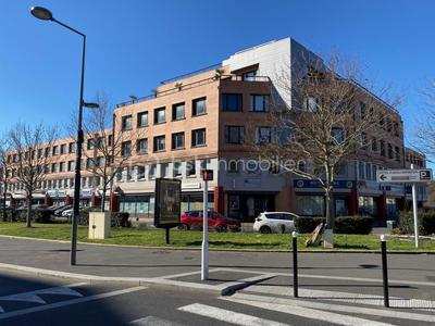 Bureau - 131 m² - 1 pièce