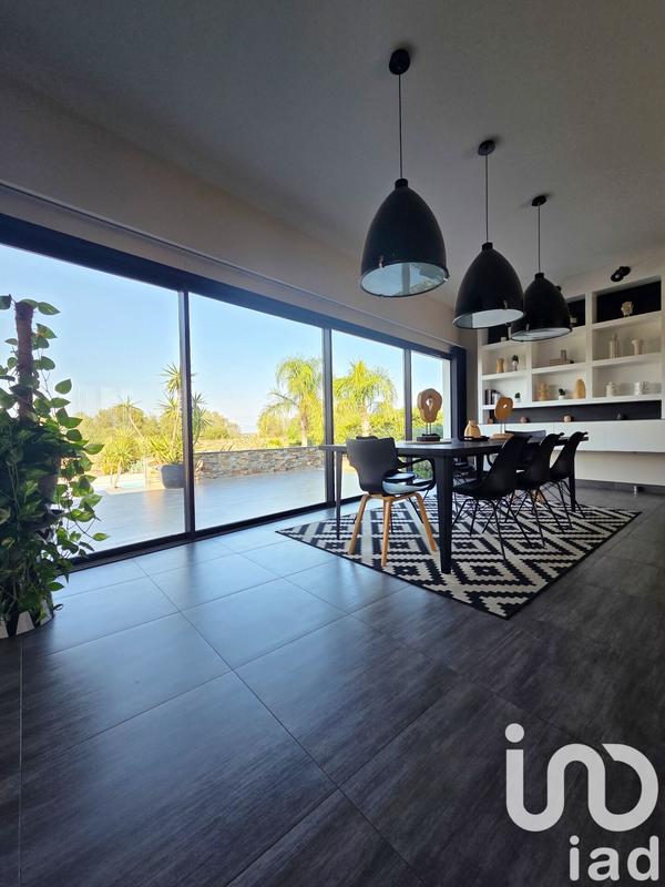 Maison de maîtres - 211 m² - 4 pièces