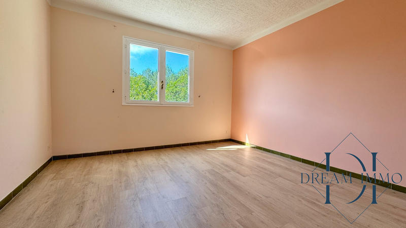 Maison - 158 m² - 8 pièces