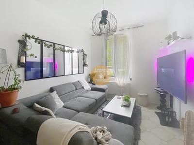 Maison - 74 m² - 4 pièces