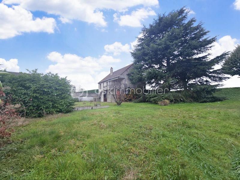 Maison traditionnelle - 94 m² - 5 pièces