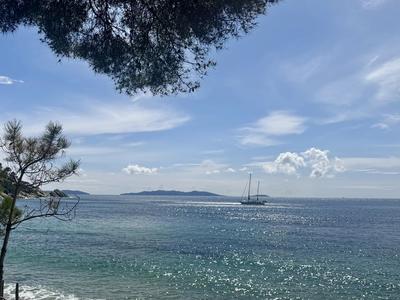 Maison - 210 m² - 7 pièces