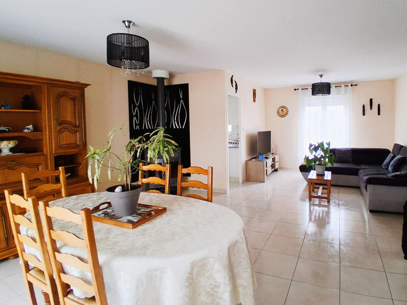 Maison - 92 m² - 4 pièces