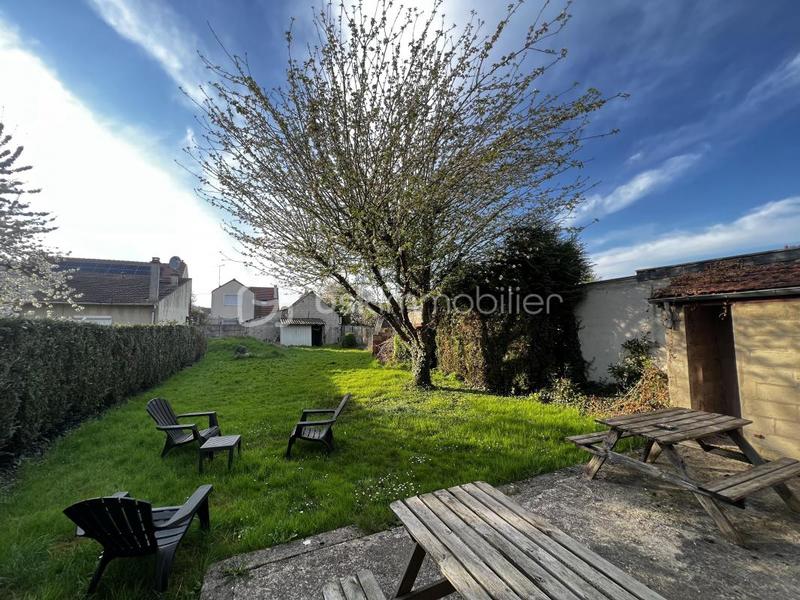 Immeuble - 134 m² - 8 pièces