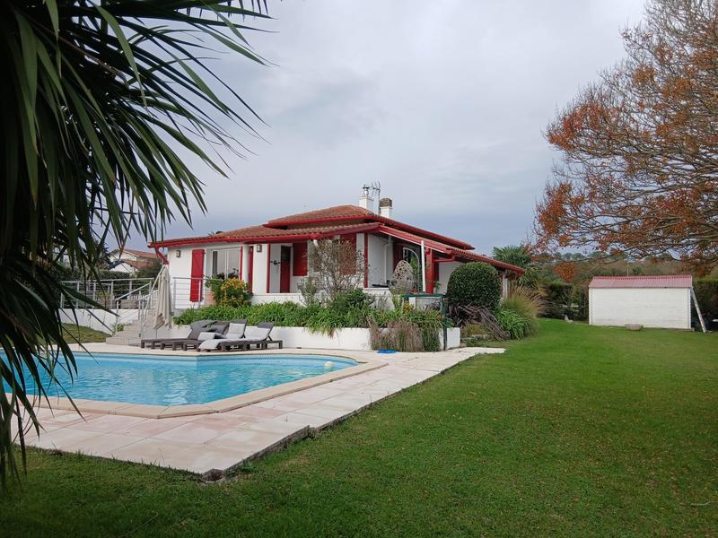 Maison - 144 m² - 6 pièces