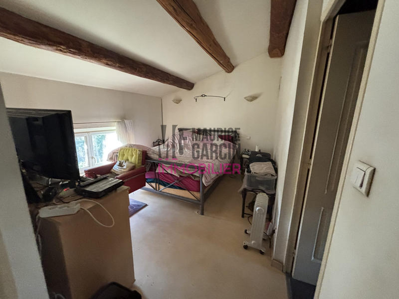 Maison - 180 m² - 5 pièces