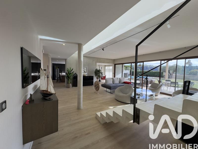 Maison de maîtres - 276 m² - 5 pièces