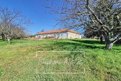 Maison - 500 m² - 6 pièces