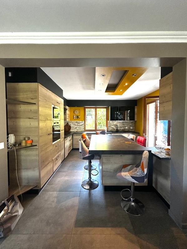 Maison - 146 m² - 5 pièces