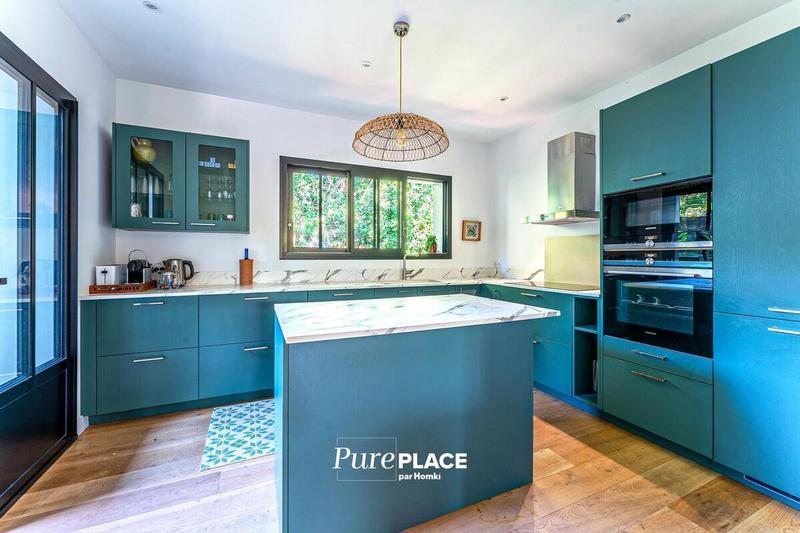 Villa - 278 m² - 7 pièces