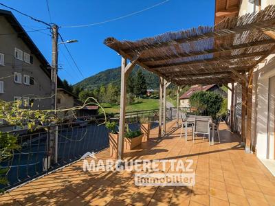 Maison de village - 140 m² - 7 pièces