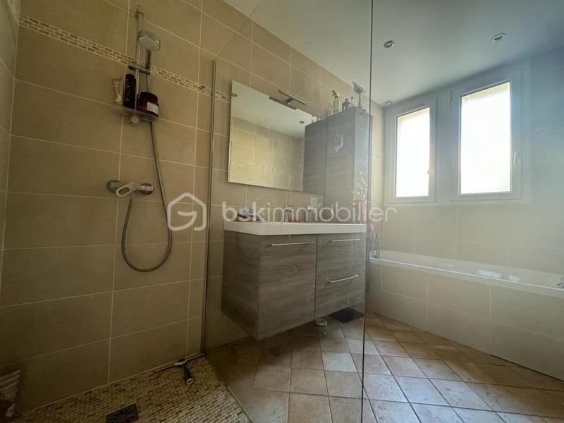 Maison ancienne - 203 m² - 6 pièces