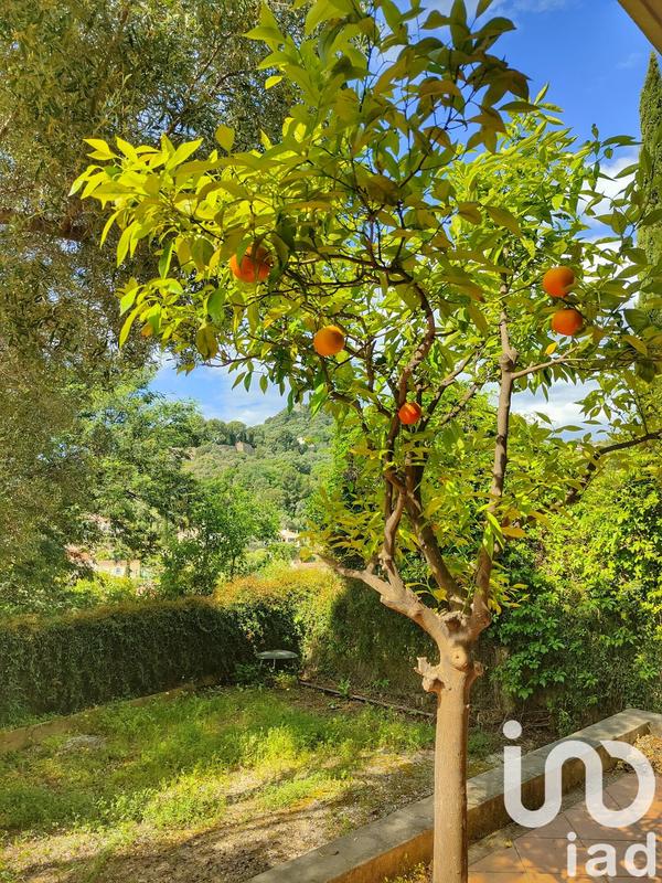 Appartement - 90 m² - 3 pièces