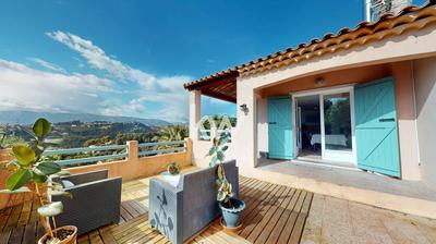 Maison - 157 m² - 5 pièces