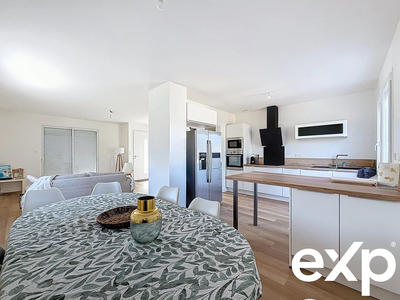 Maison - 141 m² - 5 pièces