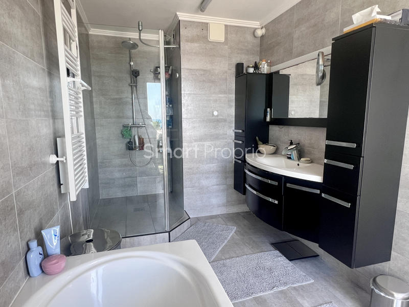 Appartement - 112 m² - 4 pièces