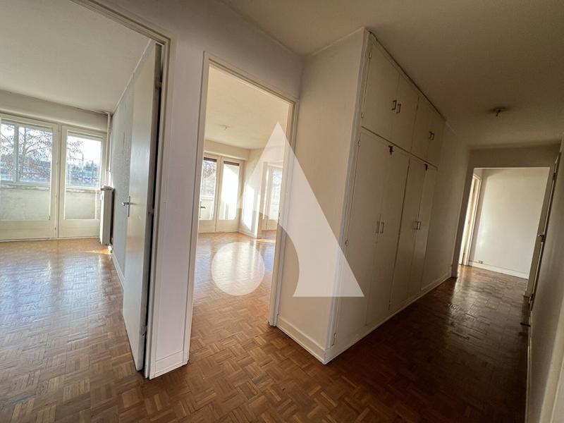 Appartement - 106 m² - 5 pièces