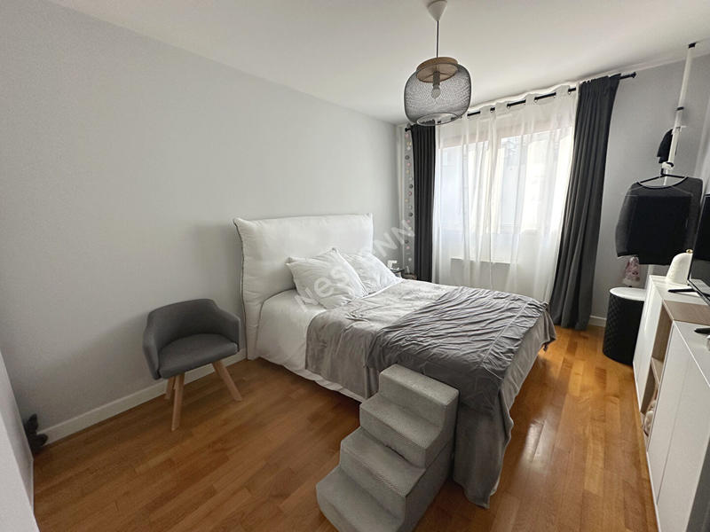 Appartement - 76 m² - 3 pièces