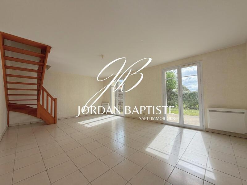 Maison - 90 m² - 4 pièces