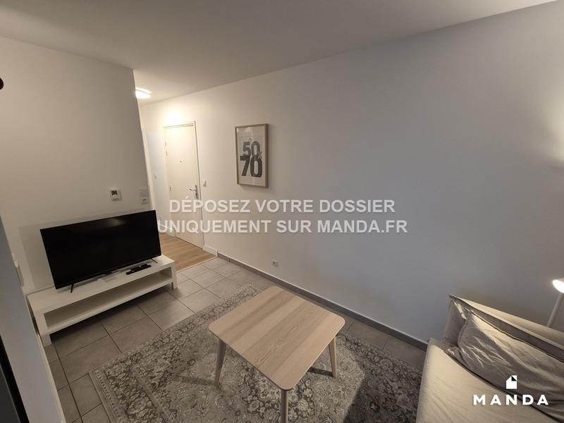 Chambre - 10 m² - 4 pièces