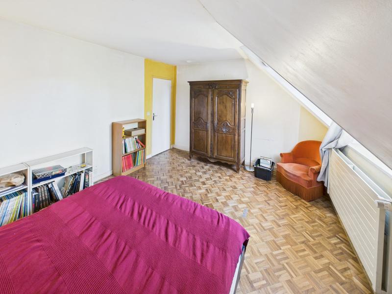 Maison - 336 m² - 12 pièces