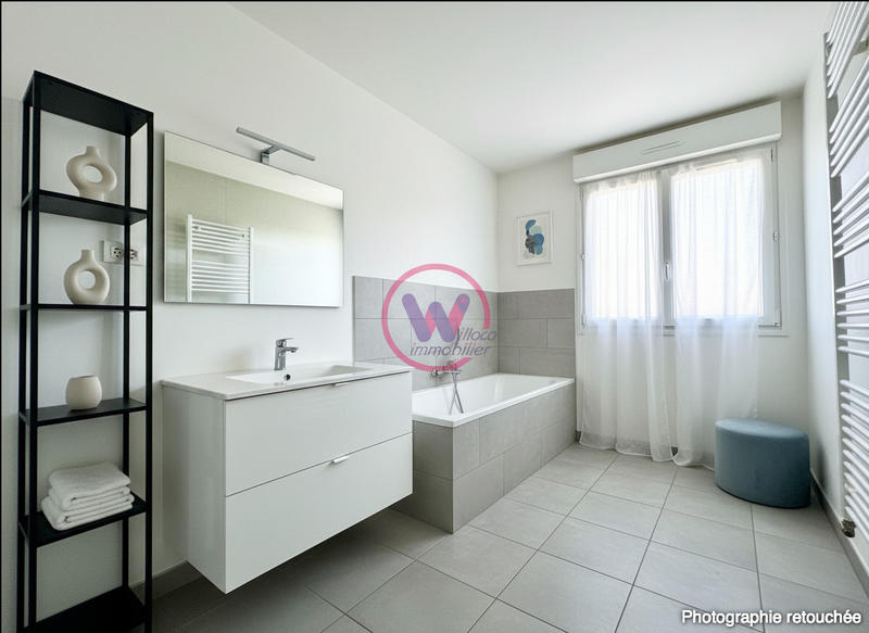 Appartement - 94 m² - 4 pièces