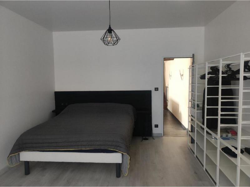 Propriété - 238 m² - 10 pièces