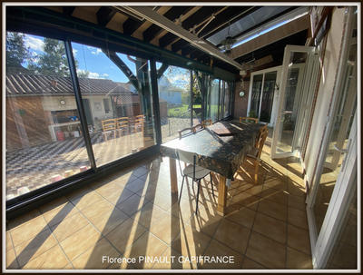 Maison - 158 m² - 8 pièces