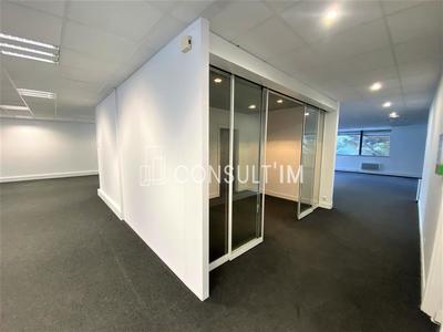 Bureau - 313 m²