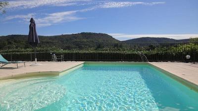 Maison - 220 m² - 10 pièces