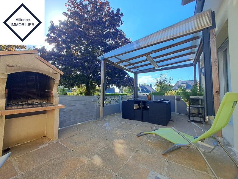 Maison - 137 m² - 9 pièces