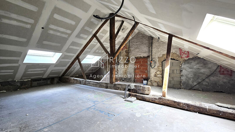 Maison - 140 m² - 4 pièces