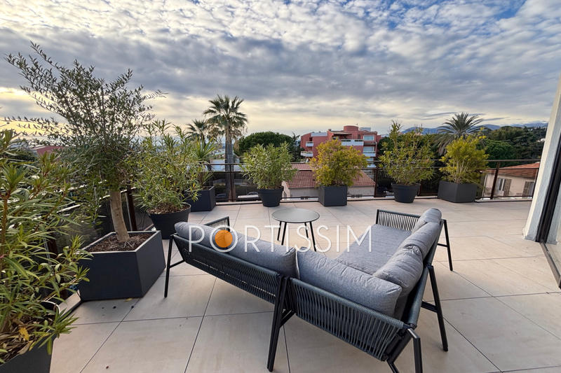 Appartement - 132 m² - 4 pièces