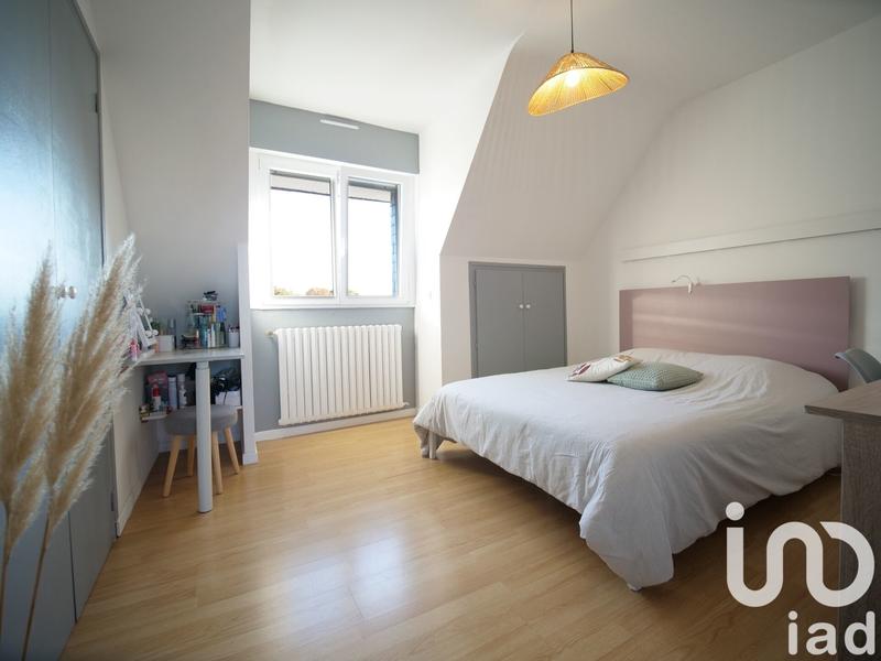 Maison - 198 m² - 7 pièces