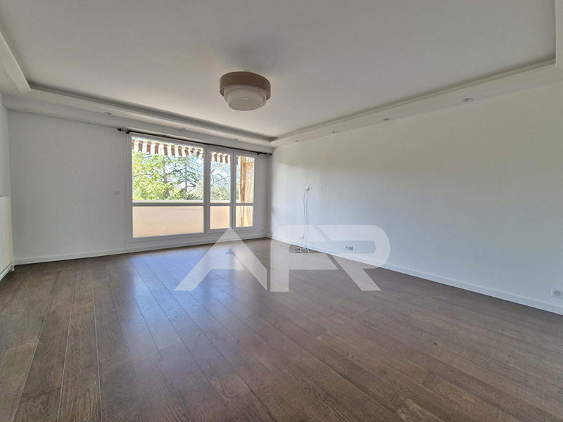 Appartement - 109 m² - 5 pièces