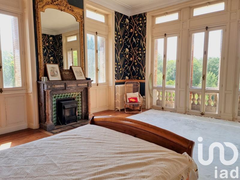 Château - 725 m² - 19 pièces